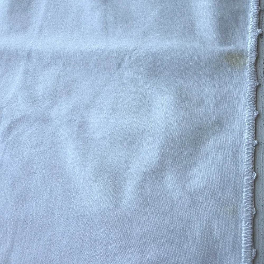 Vintage White Hand Embroidered Floral Table Runner Scalloped Edge 16x34